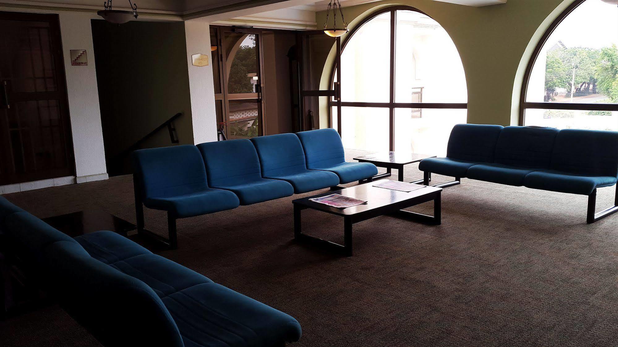 M Plaza Hotel أكرا المظهر الخارجي الصورة