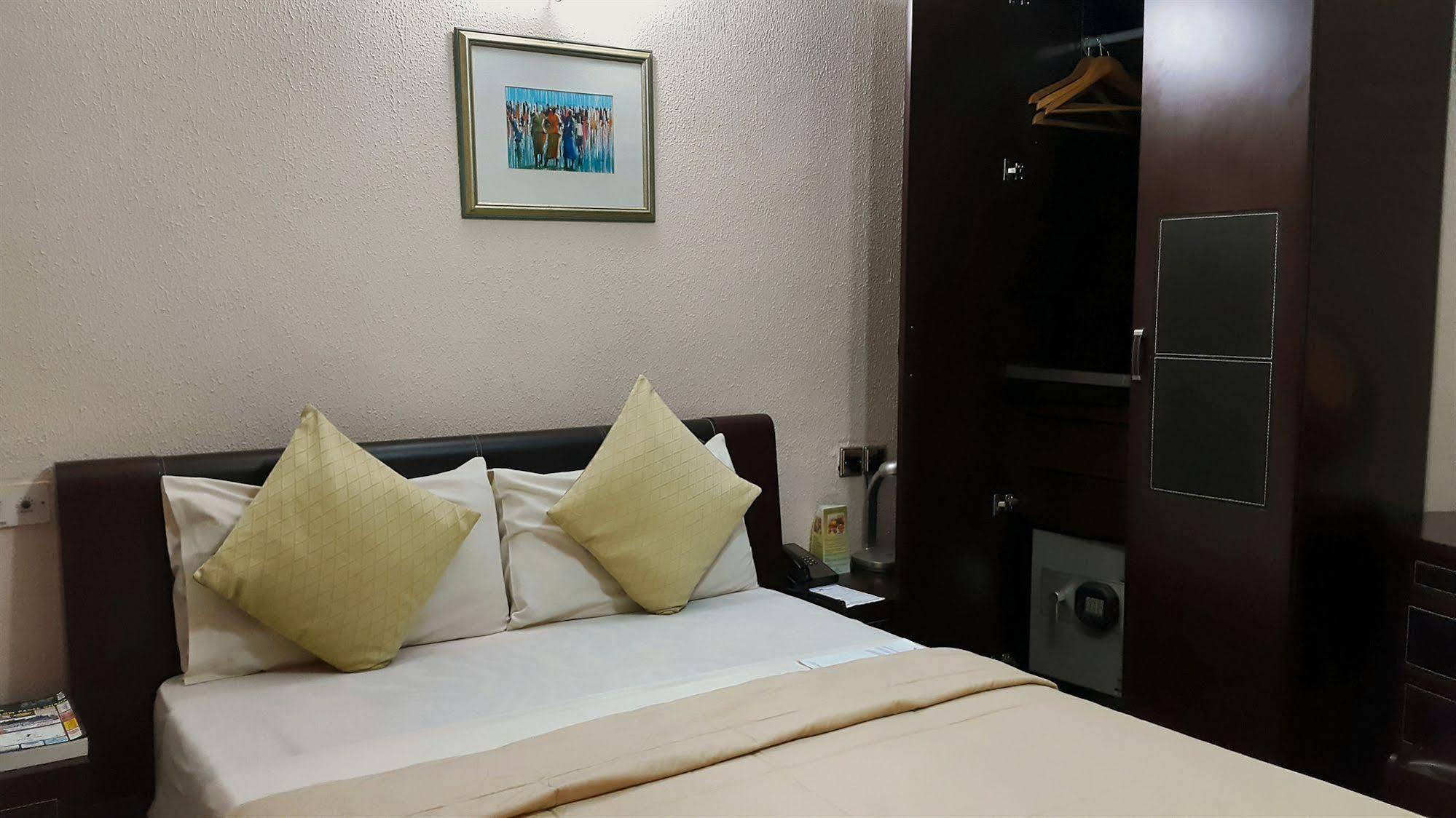 M Plaza Hotel أكرا المظهر الخارجي الصورة