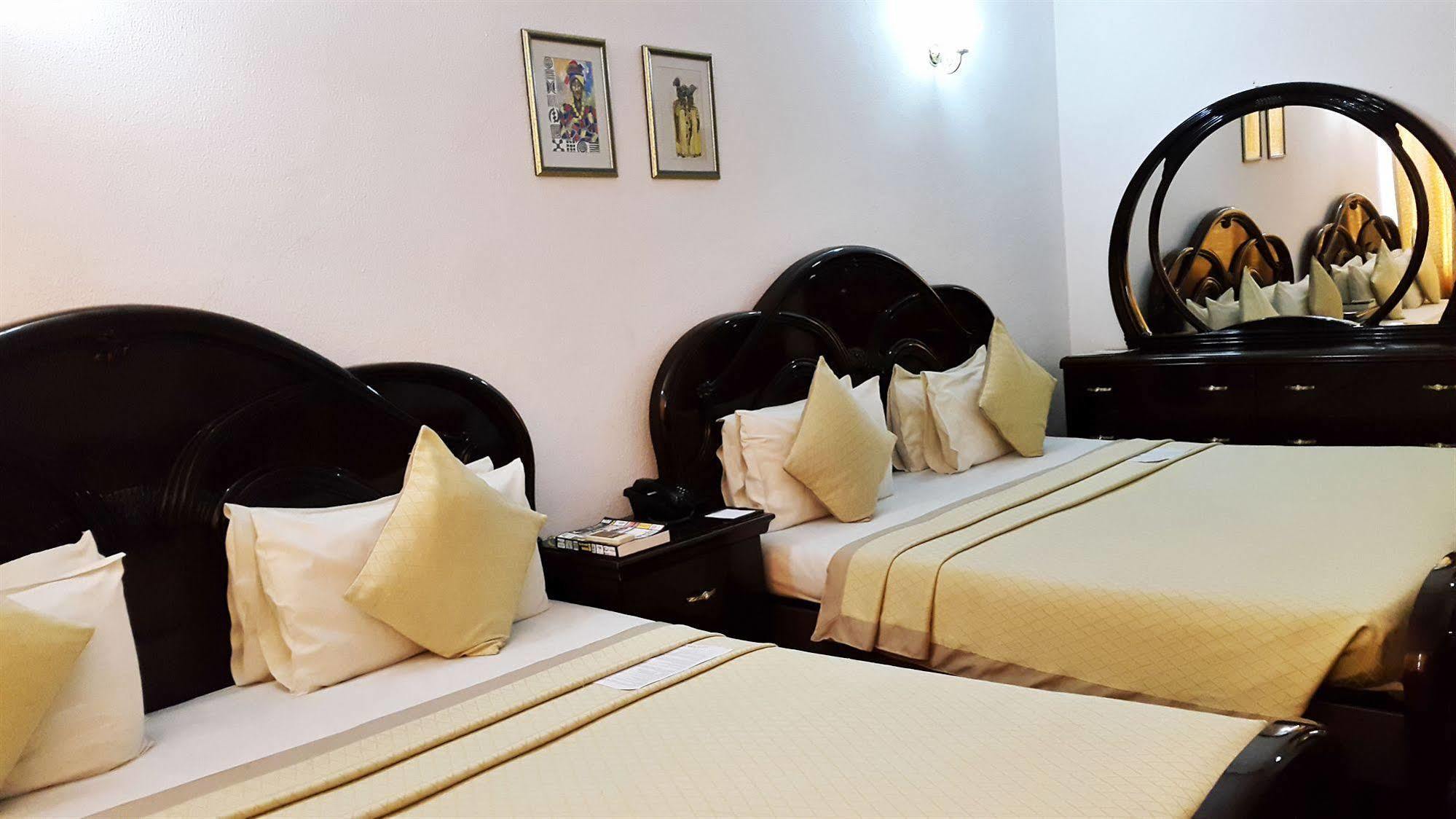 M Plaza Hotel أكرا المظهر الخارجي الصورة